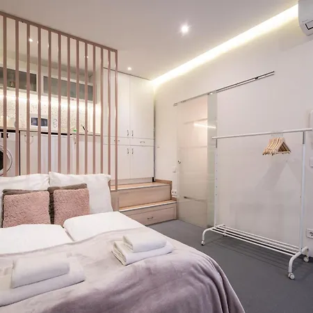 Cozy Little Flat In The Center *