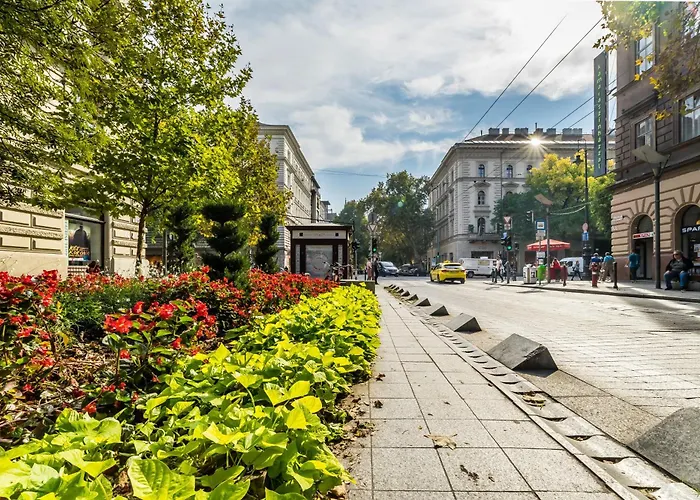 Cozy Little Flat In The Center بودابست